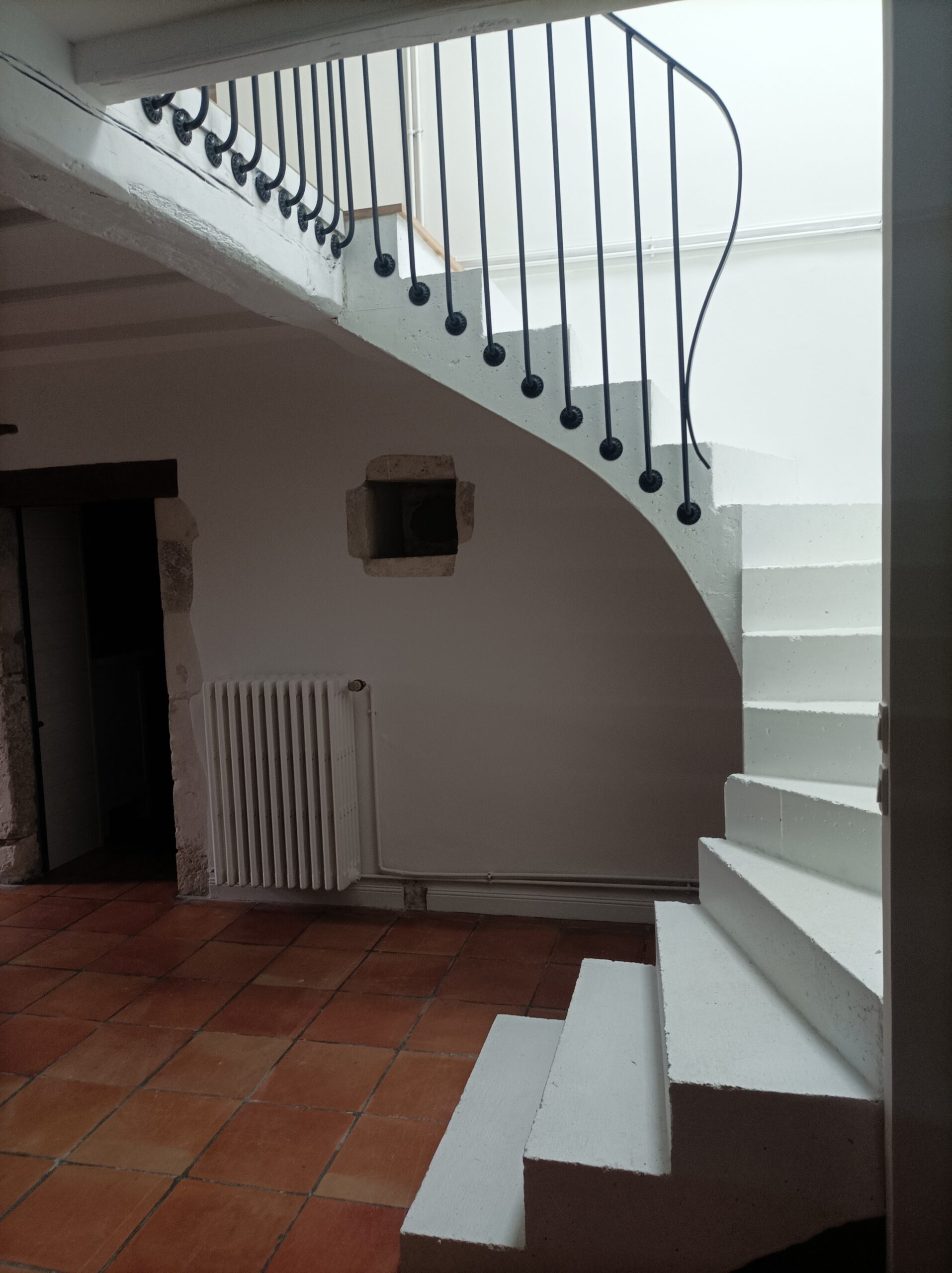 Création escalier béton sur mesure à LE CHAY